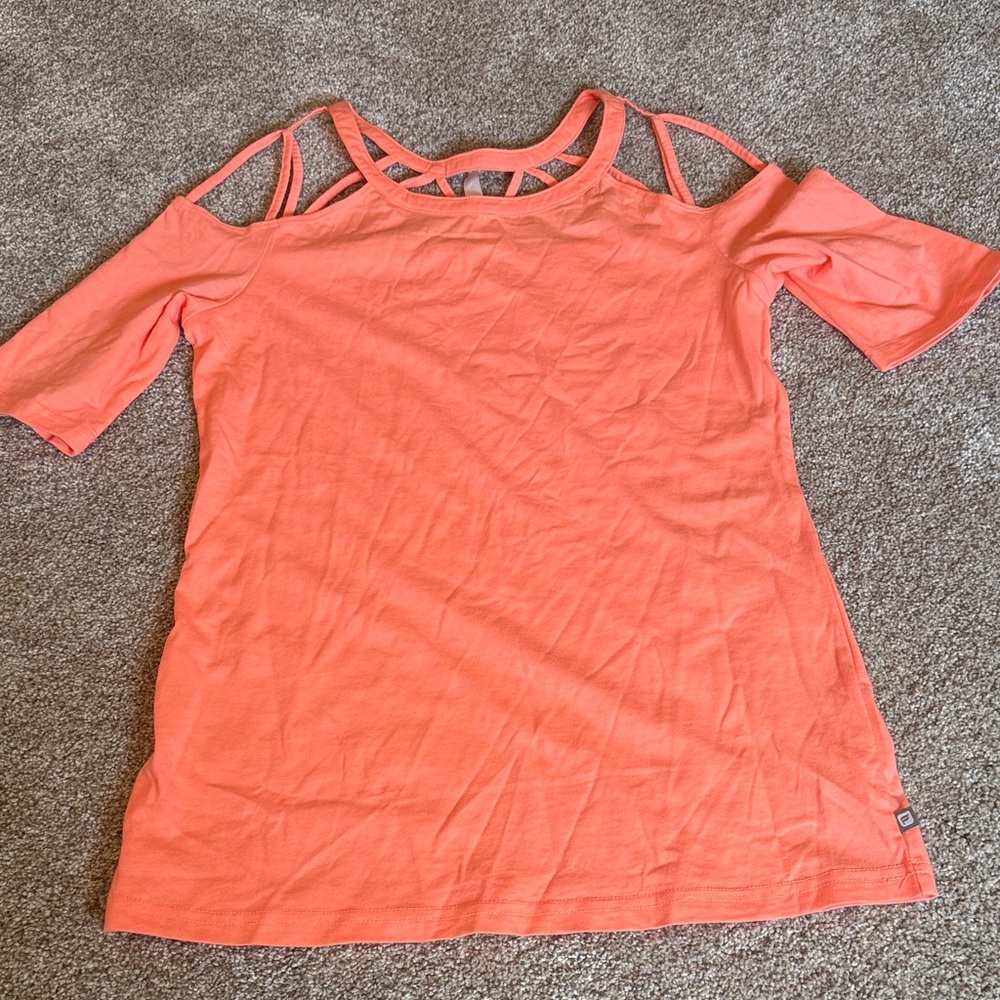 Fabletics Coral Cold-Shoulder Athletic Top